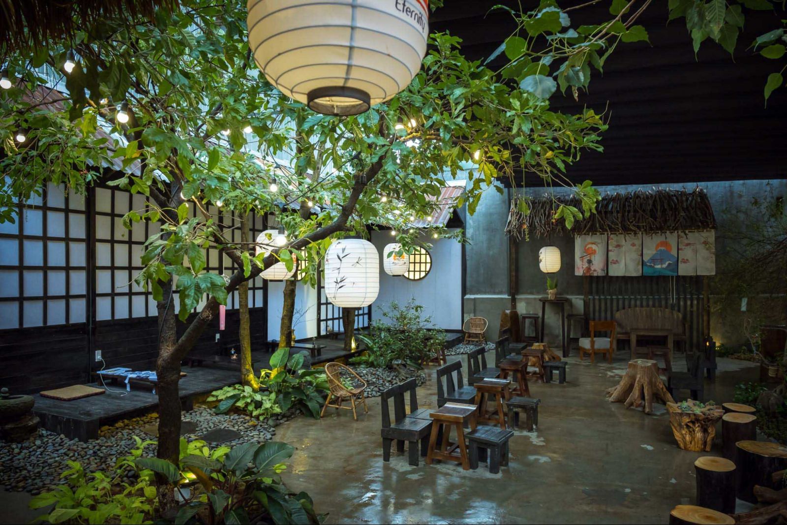 Thi công quán cafe sân vườn 2