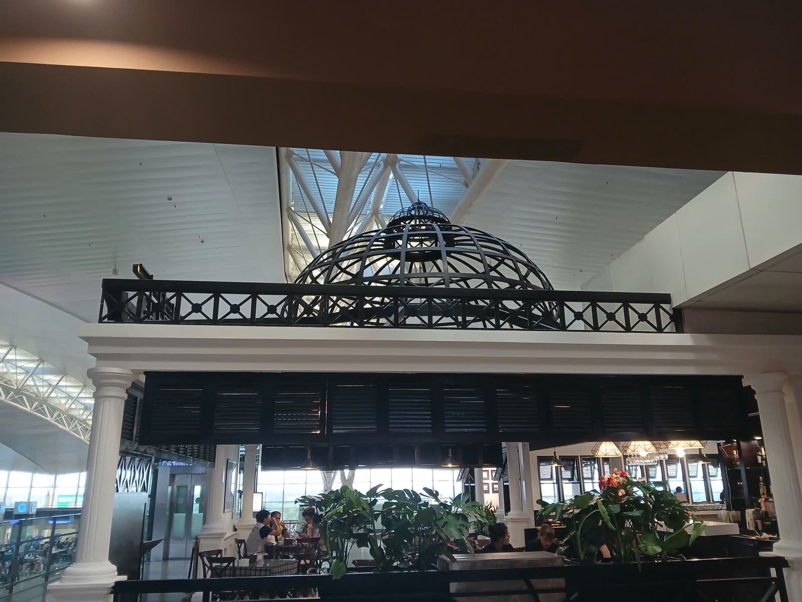 Ban công sắt nghệ thuật 8